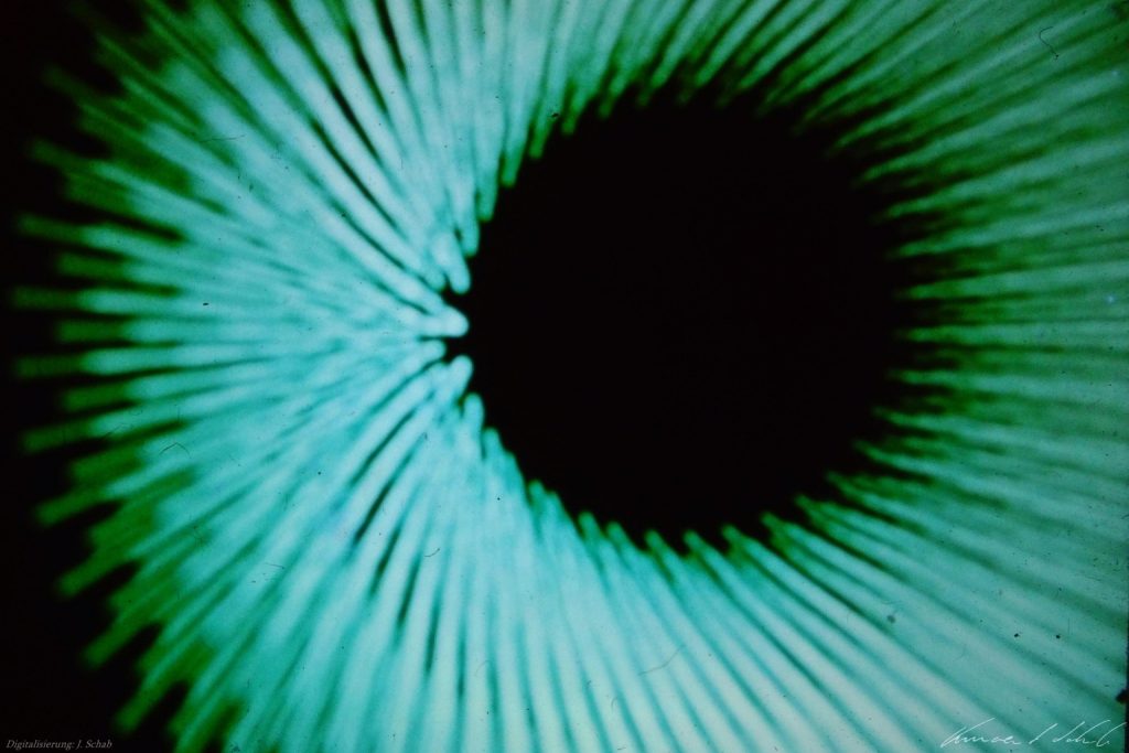 Lightshow-Dia, Lichtkunst Vincent Schab Anfang 1970er Jahre, Lichtgrafik, Lightshow, Lichtenvironments