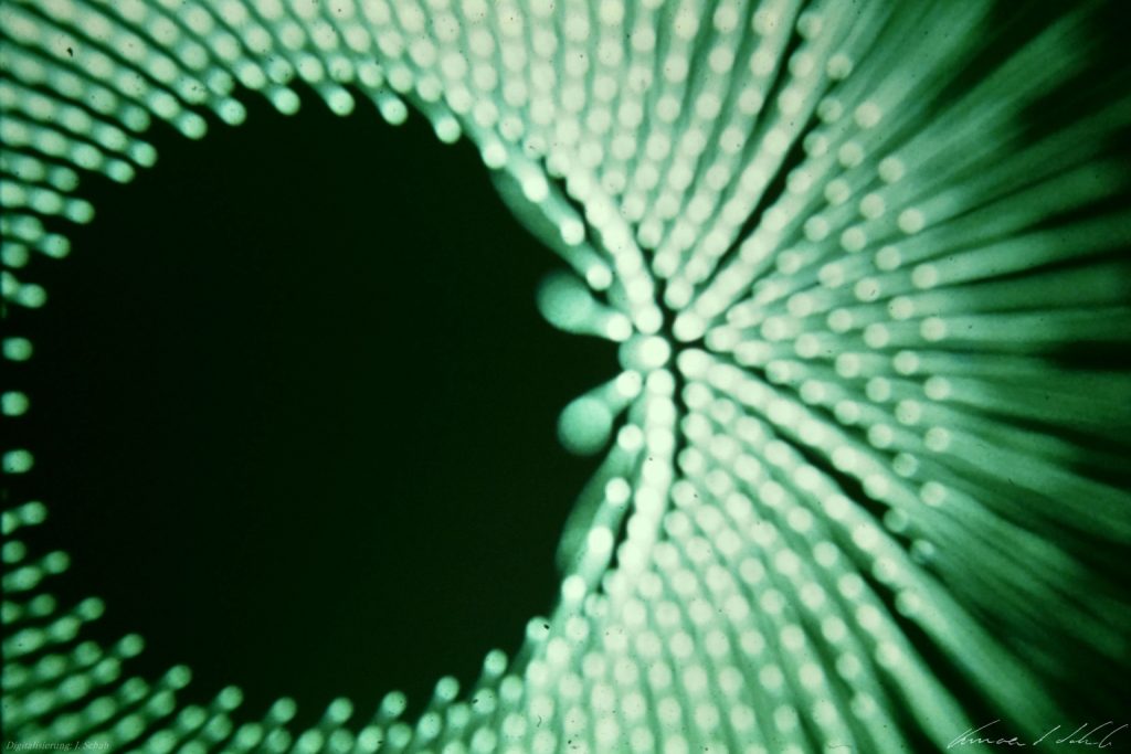 Lightshow-Dia, Lichtkunst Vincent Schab Anfang 1970er Jahre, Lichtgrafik, Lightshow, Lichtenvironments
